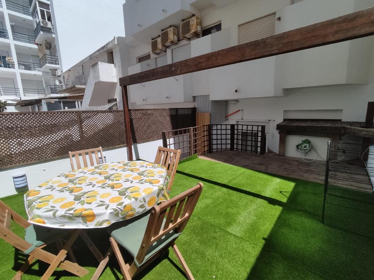 Apartmán T1 Rosa Dos Ventos, A/C & Terrace - Casas & Papeis Armação de Pêra Exteriér fotografie